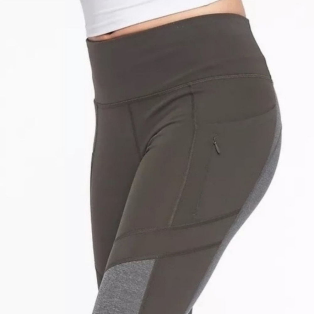 Athleta All In Structuree 7/8 Tight Two Tone  LEGGINGS